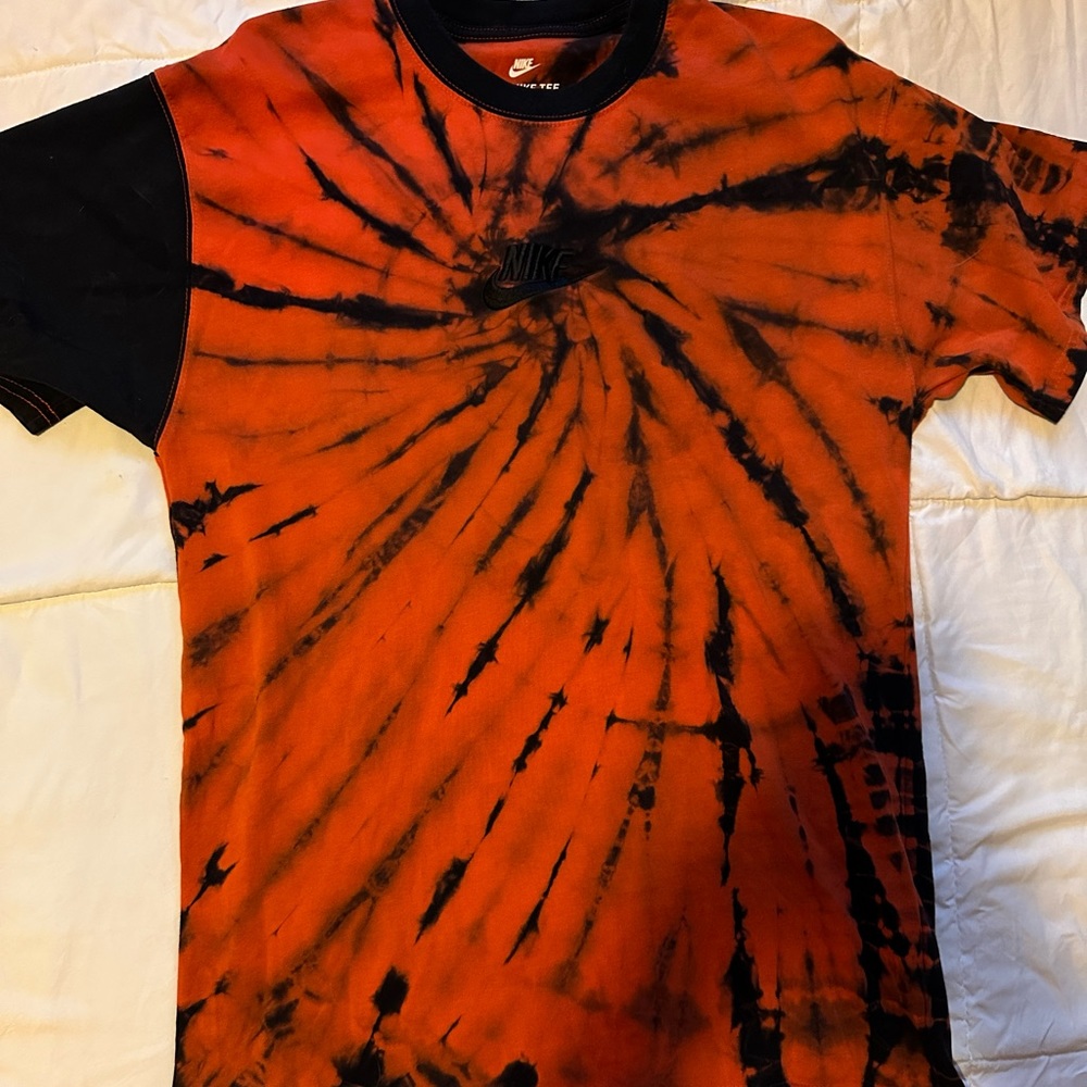 Nike Tee